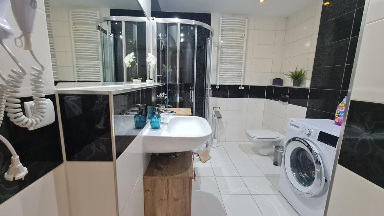 Apartment Pegaz & Aqua Marina Świnoujście  Eksteriør billede
